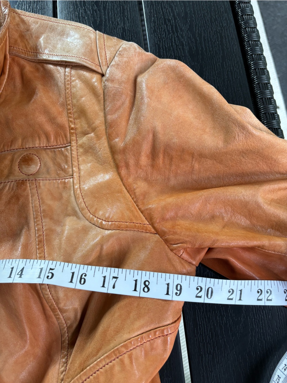 Danier Tan Leather Button-Front Jacket - Picture 13 of 16